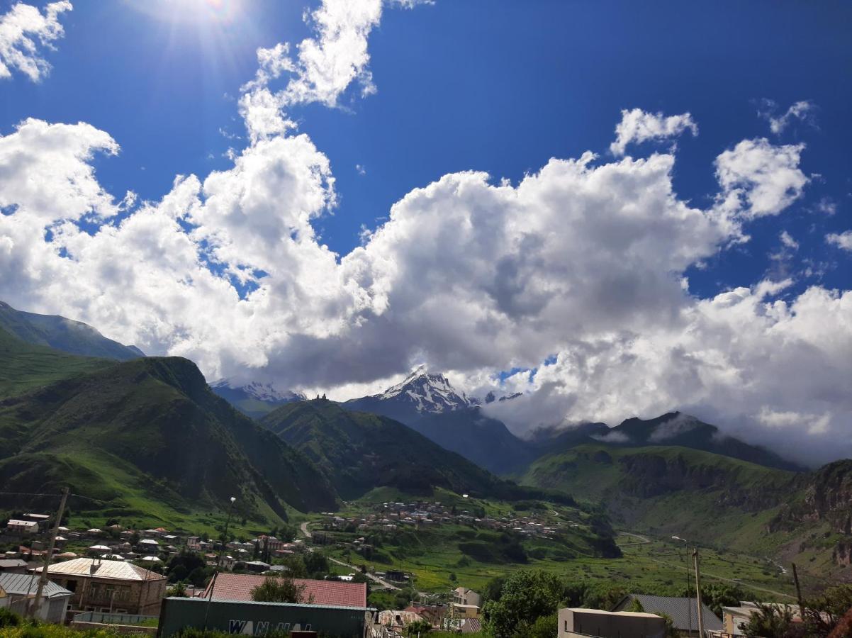 Guesthouse Andro Burduli Kazbegi Exterior photo