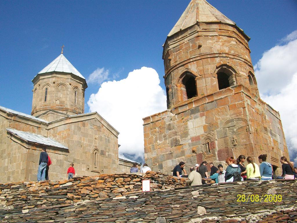 Guesthouse Andro Burduli Kazbegi Exterior photo